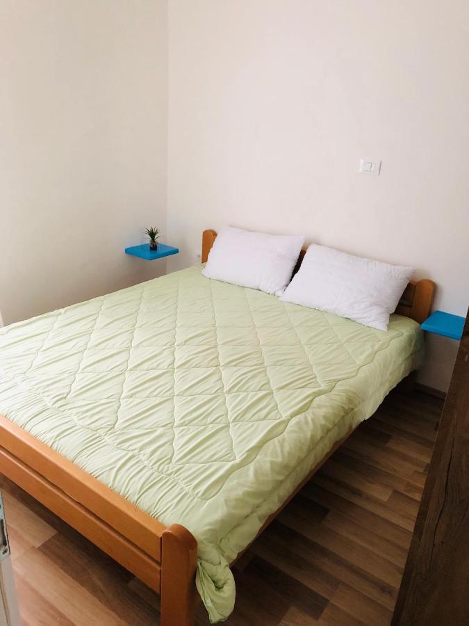 Lina Apartment *